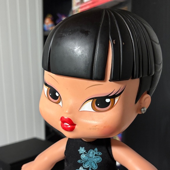Y2K Big Baby Bratz Jade Doll - Picture 2 of 5